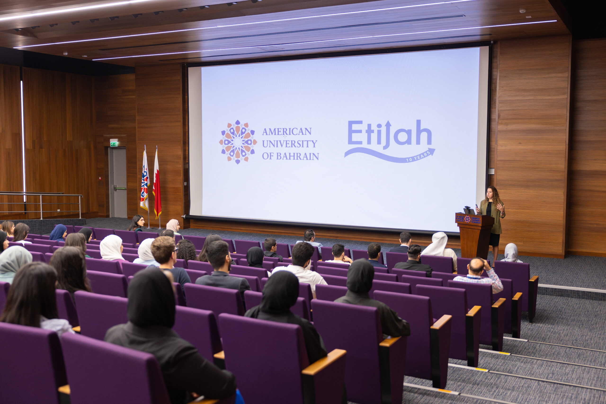 The American University of Bahrain (AUBH) Concludes its Career Fair in Partnership with Etijah Coaching.